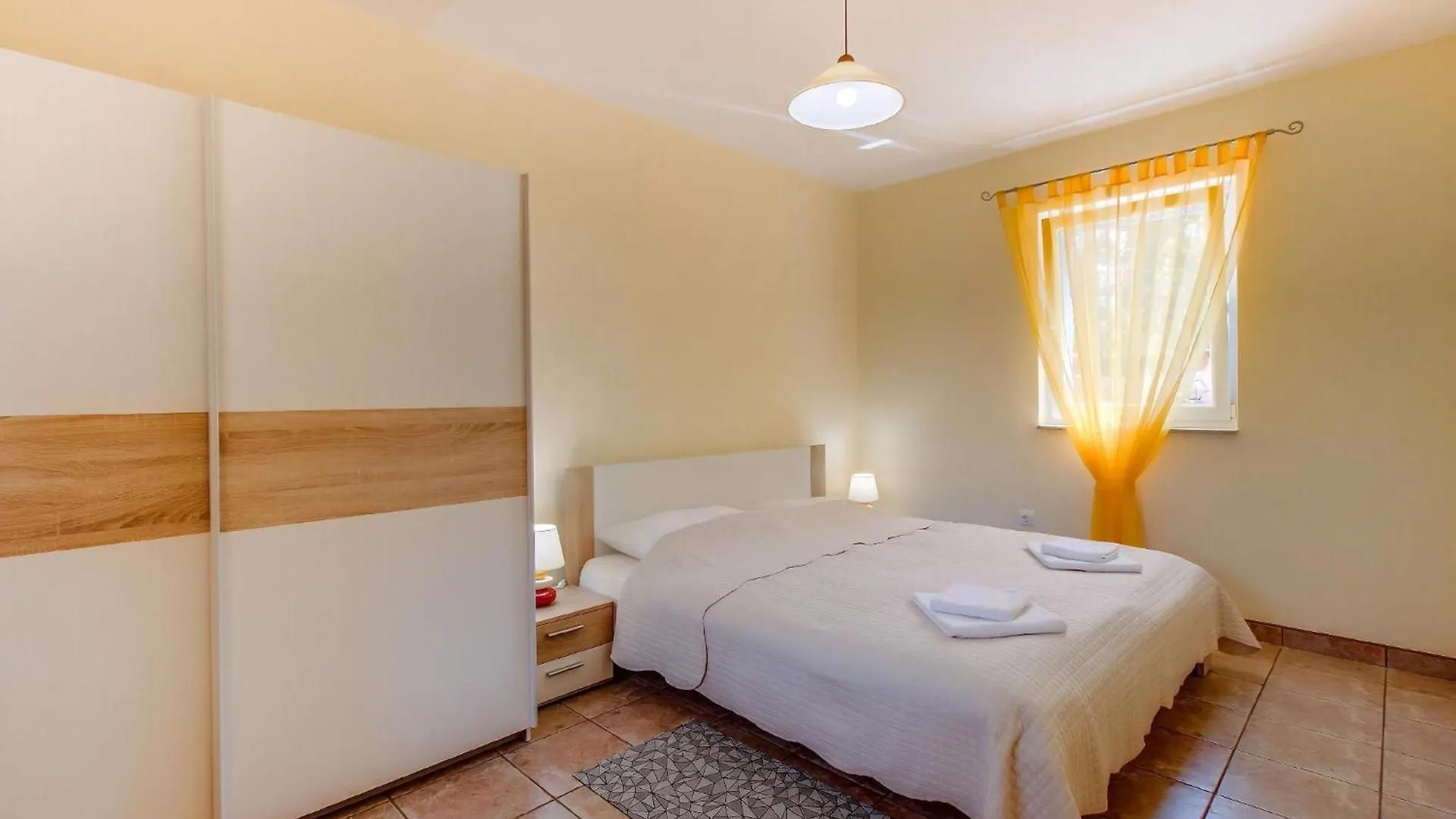 Apartment Appartement Casper Mit Terrasse, Garten Und Grill Veli Losinj